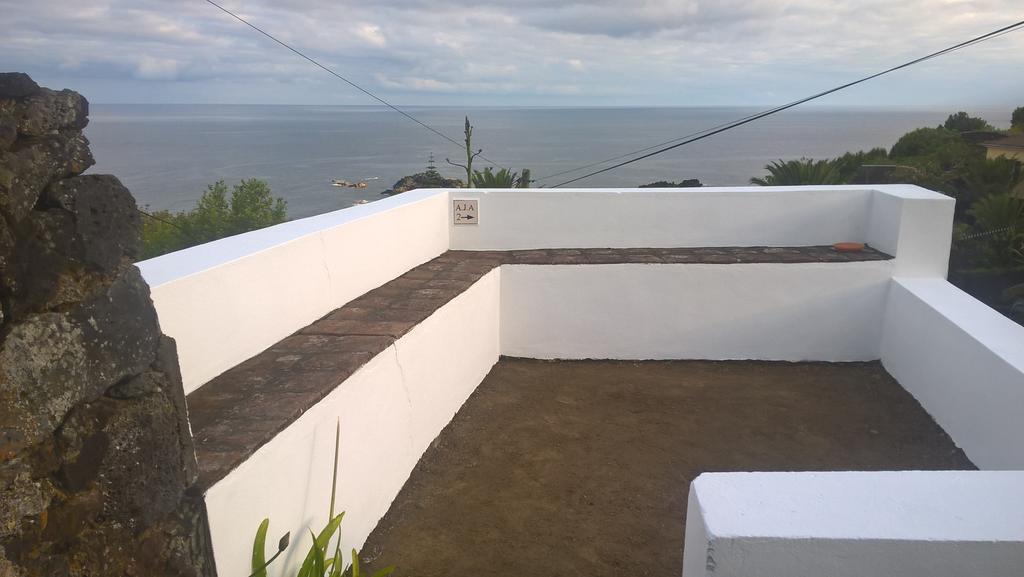 Monserrate - Galera Cottage Caloura Extérieur photo