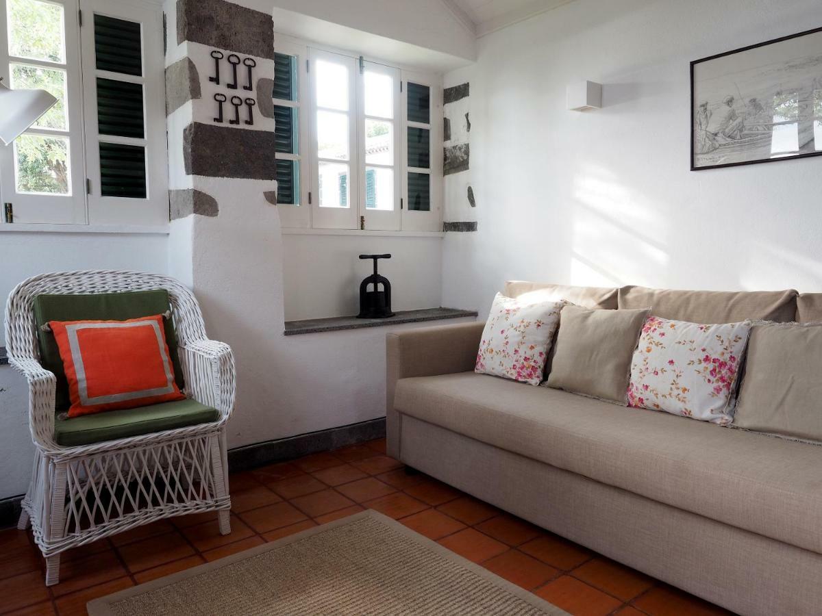Monserrate - Galera Cottage Caloura Extérieur photo